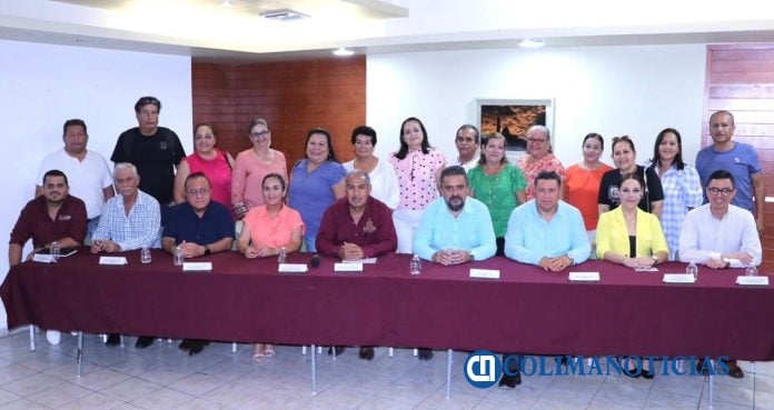 EDUCACIÓN COLIMA ENTREGA DE PLAZAS