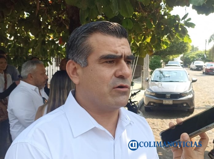 Riult denuncia guerra sucia en su contra