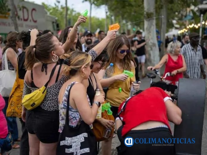Barcelona Ministro de Turismo condena el uso de pistolas de agua contra los turistas