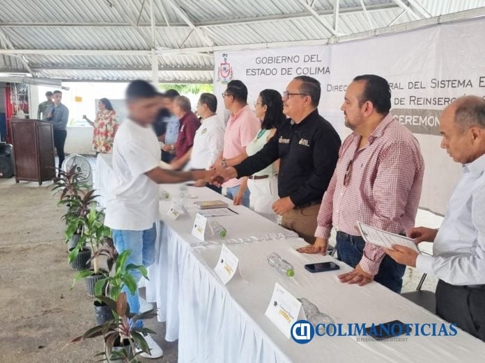 IEEA Colima entrega 7 certificados a personas privadas de su libertad