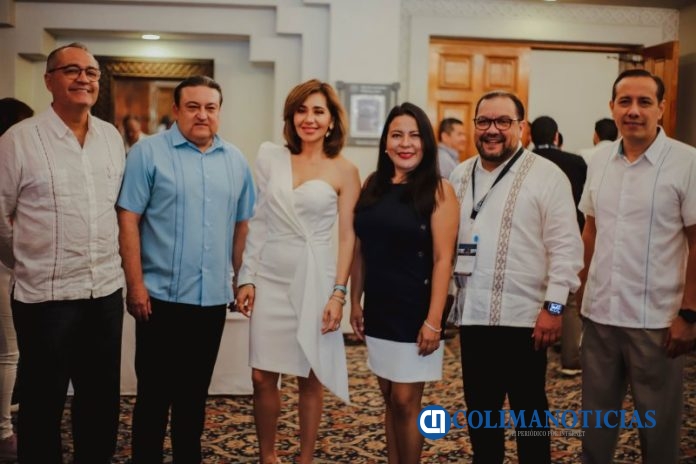 UdeC, presente en la tercera Jornada Regional Notarial en Manzanillo