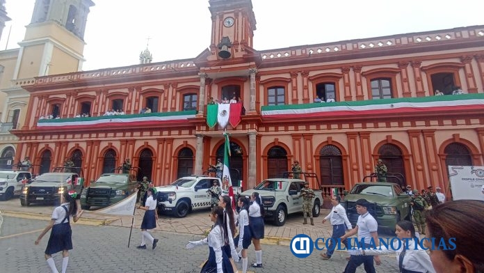 16 DE SEPTIEMBRE DESFILE-2