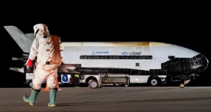 Avión espacial