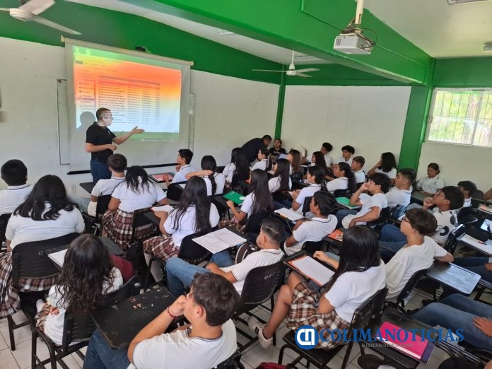 Charlas_en_bachilleratos_sobre_prevenci__n_del_delito