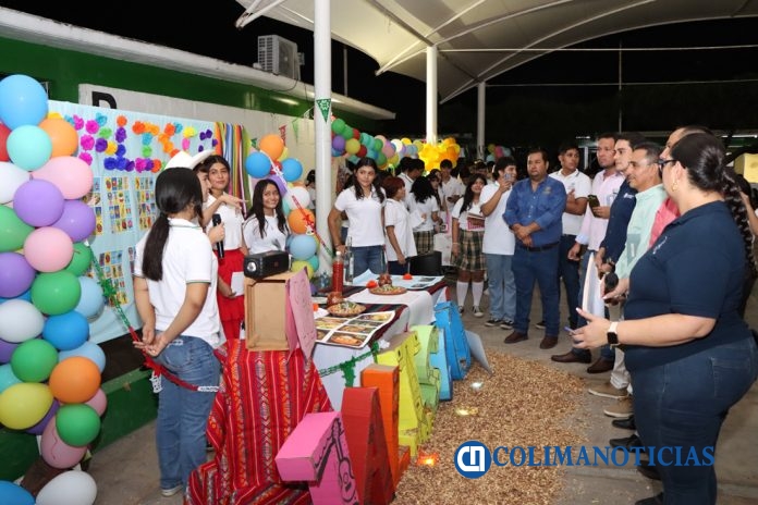 Feria_intercultural_en_el_Bachillerato_6_de_Tecom__n(1)