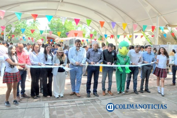Feria_profesiogr__fica_en_los_bachilleratos_1__2_y_3