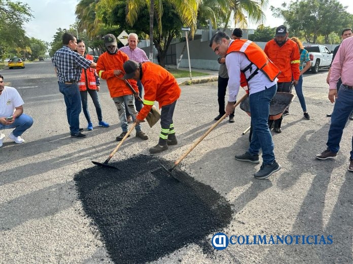 Arranca Riult bacheo en calles y avenidas de la capital de Colima
