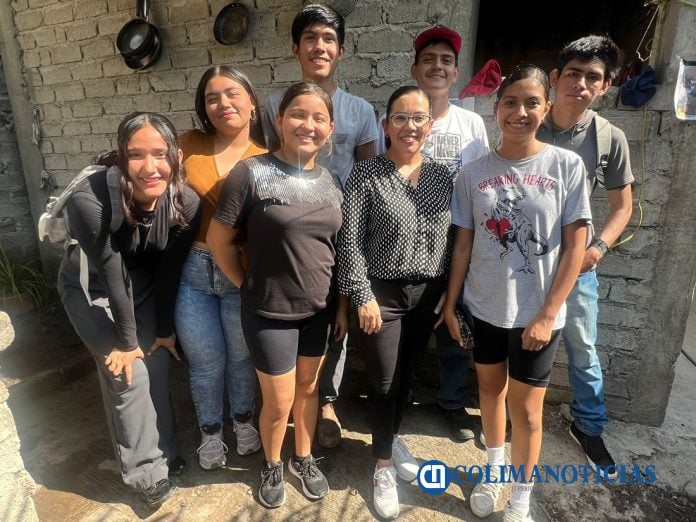 Estudiantes_universitarios_transforman_vidas__en_Los_Limones