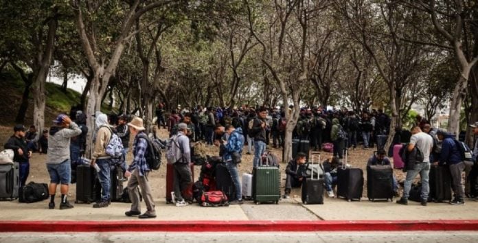 MIGRANTES MEXICANOS