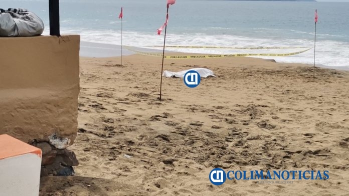 Muere turista al caer con su equipo Ala Delta al mar, en la zona de playa Azul de Salagua