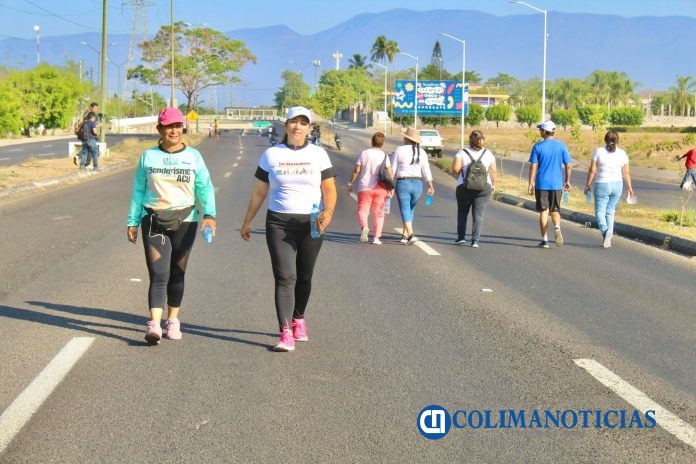 Recomiendan a mujeres aumentar dosis de calcio, consumir vitamina D y realizar ejercicio para evitar osteoporosis