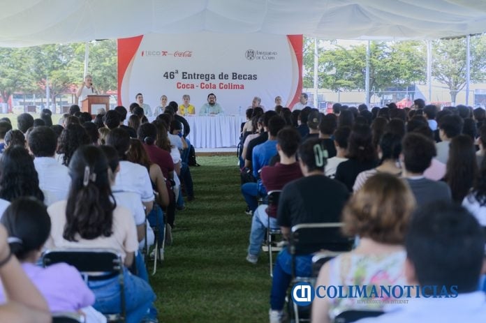 46_Entrega_de_becas_Coca_cola
