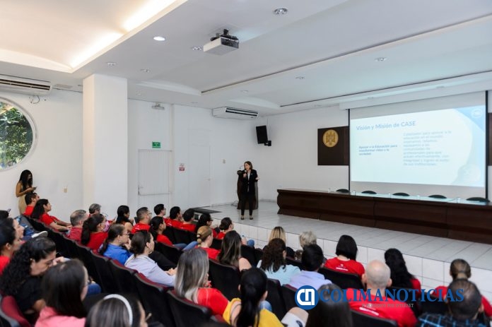 Conferencia_de_Ang__lica_Careaga_CASE