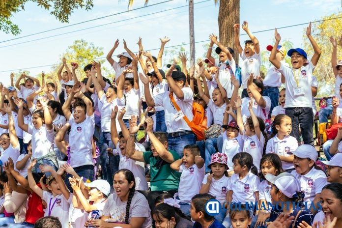 NIÑOS VISITAN LA FERIA DE COLIMA8
