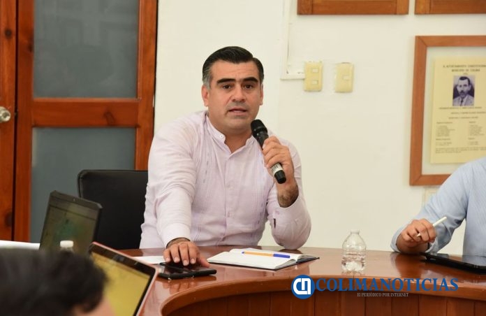 RIULT RIVERA PRESIDENTE MUNICIPAL DE COLIMA