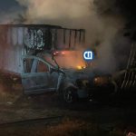 Sofocan incendio en camioneta de carga en el Valle de las Garzas