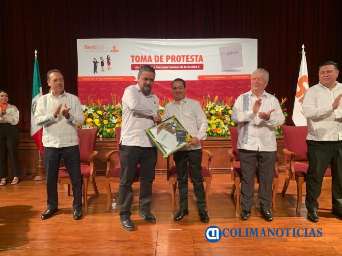 TOMA DE PROTESTA DE MIGUEL HUEZO SNTE 6-2