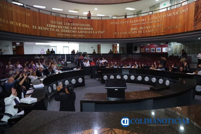 Aprueban Leyes de Ingresos 2025