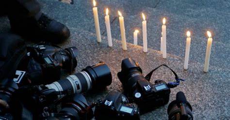 PERIODISTAS