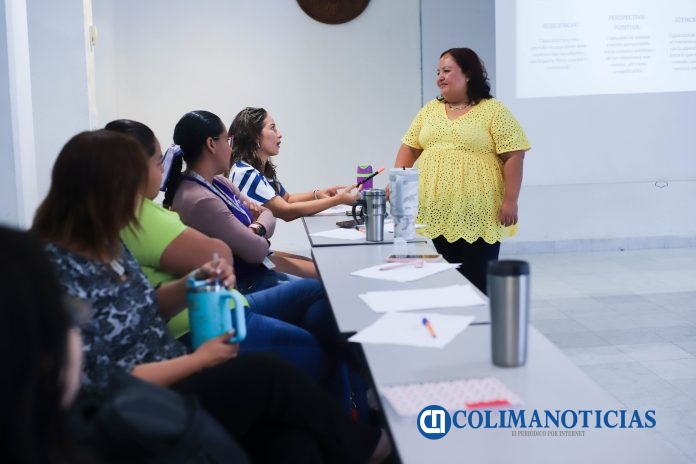 El arte del bienestar_Exitoso taller para docentes en Manzanillo_c