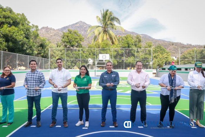 Entrega de espacios deportivos en Manzanillo_b