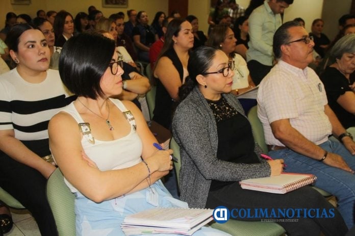 Capacita Educación Colima a su personal para prevenir casos de extorsión (3)