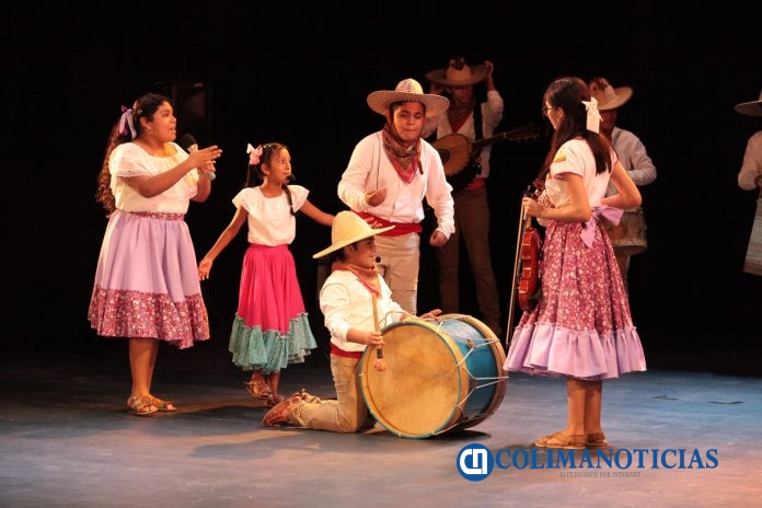 Celebra Hoja Santa 20 años de danza y música mexicana_a