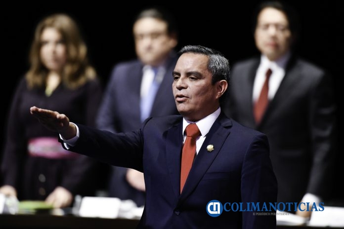 Christian Torres Ortiz rinde protesta como rector de la UdeC para un 2do periodo