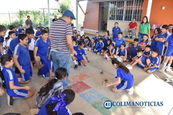 Cultura Colima fomenta juegos tradicionales en primarias