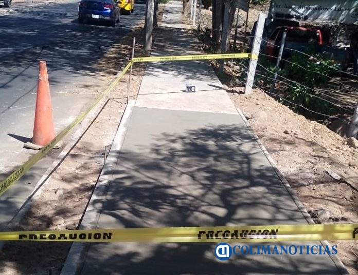 VdeA cumple banquetas prolongación Hidalgo