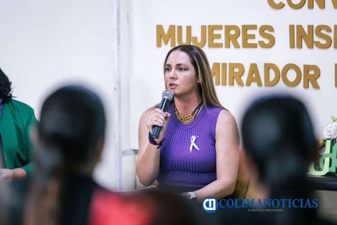 Conversatorio Mujeres inspirando a Mujeres_Blanca