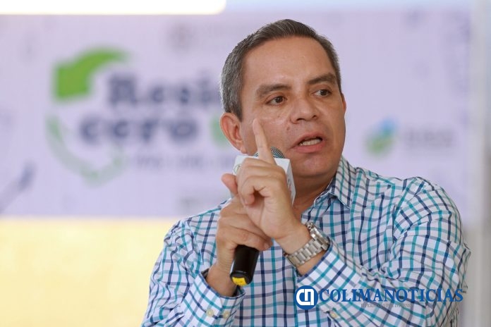 Lanza UdeC proyecto Horizontes Educativos_Rector