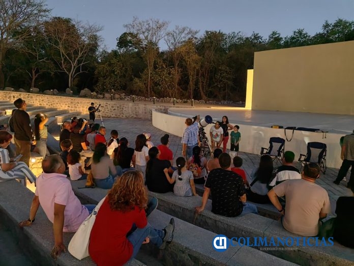 Subsectur Colima invita a observar el eclipse lunar (2)