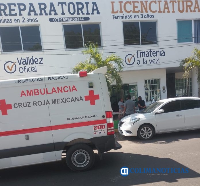 Accidente en preparatoria de Tecomán