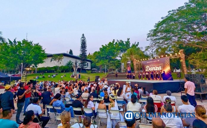Cultura Colima celebró el Día de la Danza (4)