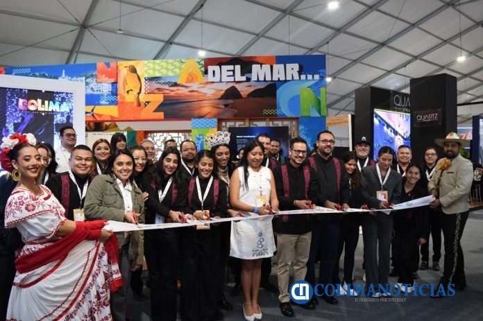 Inaugura su módulo en el Tianguis Turístico (3)