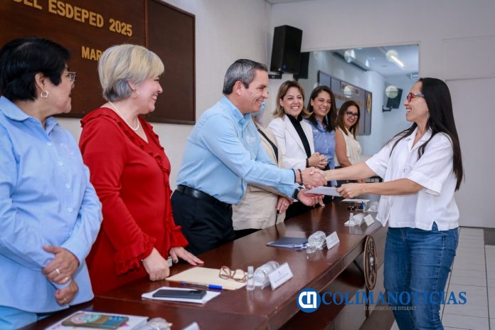 Reconoce UdeC a 238 PTC, por su desempeño_