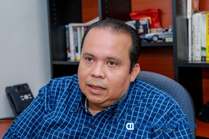 Aconsejan cómo evitar fraudes en medios digitales y celular_a