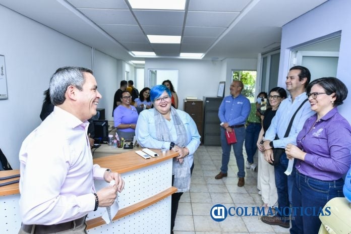 Entregan remodelación deoficinas de la Unidad de Género_d