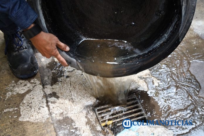 Exhorta Salud Colima a eliminar criaderos del mosco