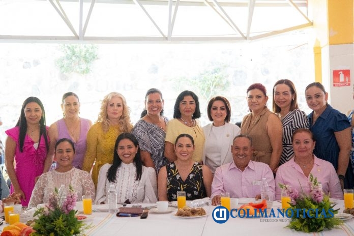 Indira Vizcaíno adelanta el bono del Día de las Madres a trabajadoras sindicalizadas (4)
