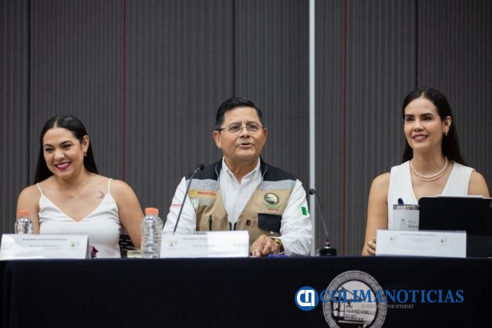 Indira Vizcaíno da la bienvenida a nuevo titular de Asipona y agradece trabajo al director saliente (2)