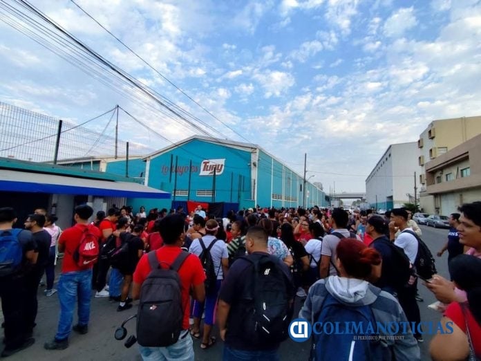 Paro de labores de trabajadores de Grupo Mar