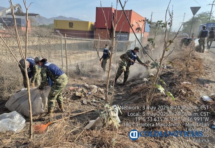 Personal Naval participó en la campaña “Limpieza de Ríos” en Manzanillo, Colima (3)