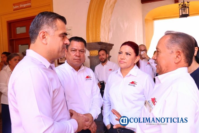 Reafirma Riult Rivera su respaldo a la clase trabajadora en Colima (3)
