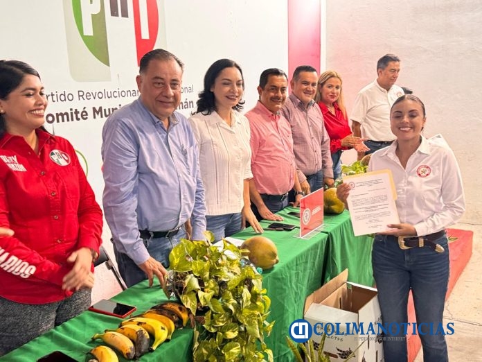 Aranzazú Aguilar asume dirigencia de la CNC en Tecomán