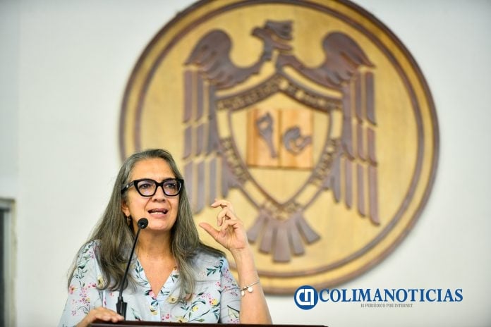 Conferencia sobre Educación, género y paz_Elvia