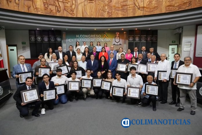 Entrega el Congreso el Premio Estatal de Periodismo 2025