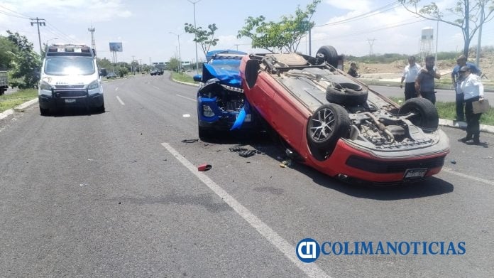Fuerte accidente sobre el tercer anillo periférico (2)