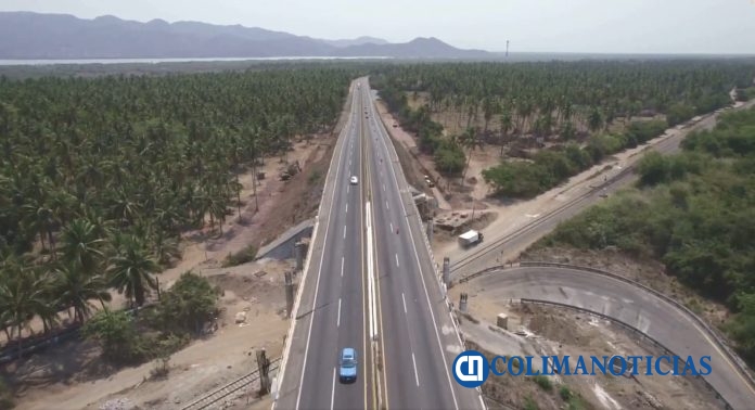 La SICT invierte en Colima $2 mil millones